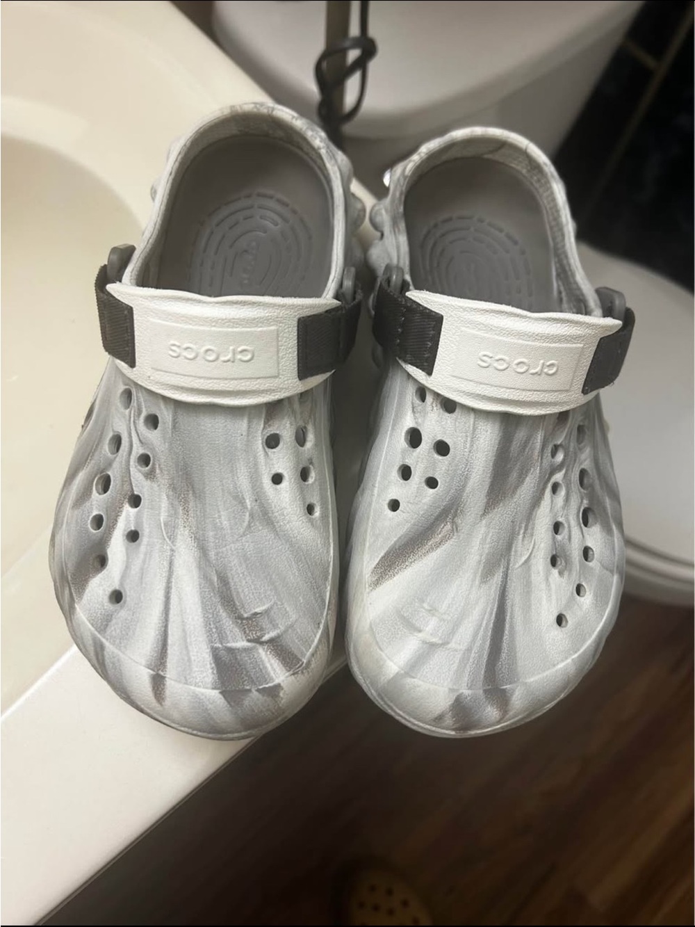 Echo crocs